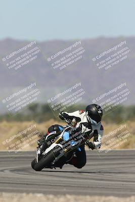 media/Oct-13-2025-Moto Forza (Mon) [[a66d839500]]/4-C Group/Session 3 (Turn 16)/